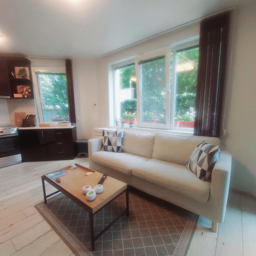 Saint Nicholas Varna Lovely 2 Bedroom Apartment With Sunny Garden Eksteriør billede